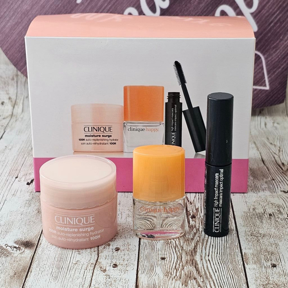 Clinique Beauty Set of 3 travel size - Picture 1 of 7